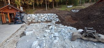 Zemné ,výkopové,demolačné práce -kráčajúci bager,pavúk bager - 6