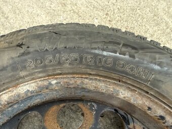 Plechové disky + zimné pneu 205/55 R16 - 6