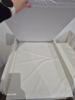 Detská postieľka s prebaľovacím pultom - 6
