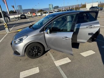 Peugeot 208,1.2 PureTech Active, 61 kWa, 2019. - 6