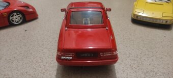 Auta 1:18 - 6