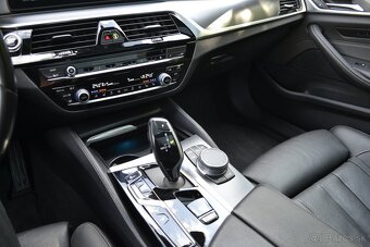 BMW rad 5 Touring 530d xDrive Mpaket LED+ 360 cam Webasto - 6