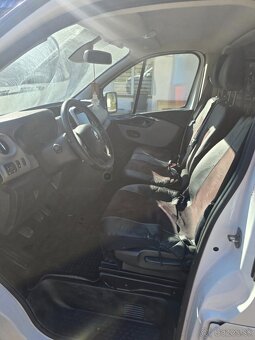 Prenájom 9 miestnej dodávky Renault TRAFIC - 6
