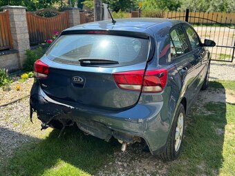 KIA Rio 1.2 benzin 2018 100tisic km 1. Majiteľ SR POJAZDNÉ - 6