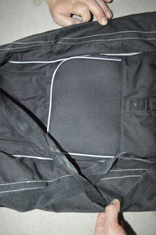 predam uplne novy original vak na lyze BMW - 6