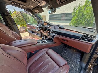 BMW X5 xDrive50i A/T - 6