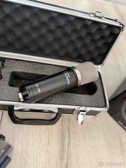 Štúdiové monitory M Audio BX5, Zvuková karta, Mikrofón - 6