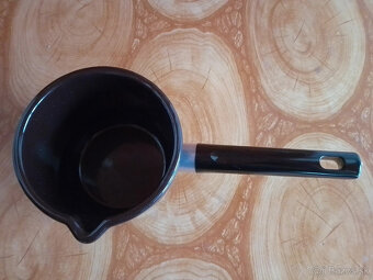 Nepoužitý hrniec, kastról a nádoba - 6