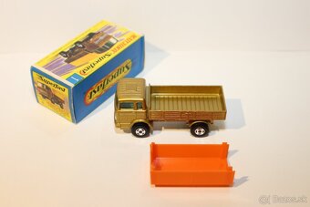 Matchbox SF Mercedes truck - 6