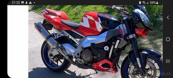 Aprilia tuono 1000r - 6