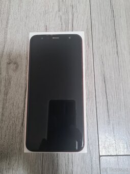 SAMSUNG J6+ - 6