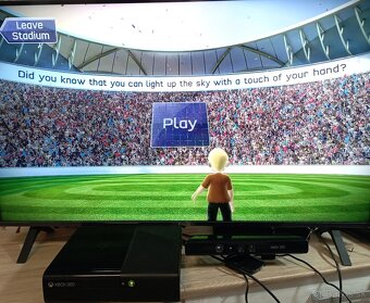 XBOX 360 E 250GB HDD aj s kinectom - 6