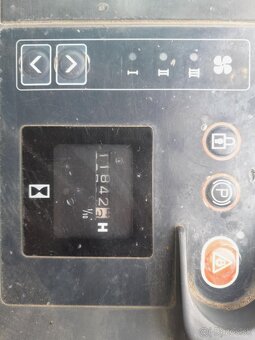 Jcb JS 240 - 6