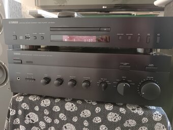Yamaha AX-490 , Compact Disc CD-8300 USB - 6
