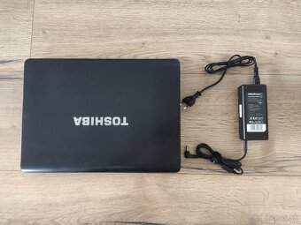 TOSHIBA Satellite A210 (AMD Athlon 64 X2 TK-57) Ubuntu 24.04 - 6