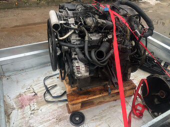 Motor BMW E39 - 6