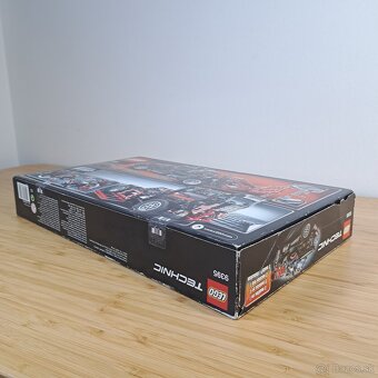 LEGO Technic 9395 Pick-Up Tow Truck - 6
