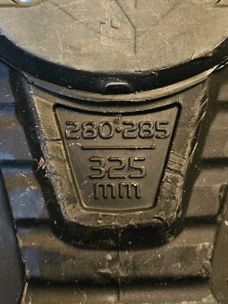 lyže, lyžiarky, prilba - 6