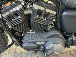 Harley Davidson 883 Iron  r. 2017 -8019 km - 6