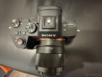 Sony A7 III - 6