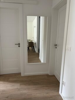 3izbovy na prenajom s predzahradkou - 6