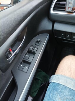 predám suzuki sx4 s-cross - 6