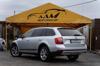 Škoda Octavia Combi Scout 2.0TDI,DSG,4x4,Panorama,Po servise - 6