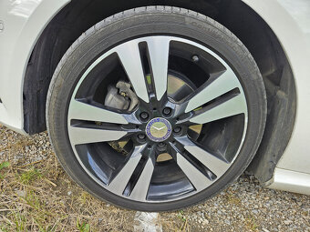 Mercedes-Benz A trieda 180 benzín ( r.v 2014 ) - 6