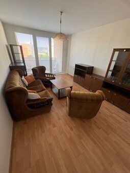 PREDAME 3IZBOVY BYT V NOVOM MESTE NAD VAHOM - 6