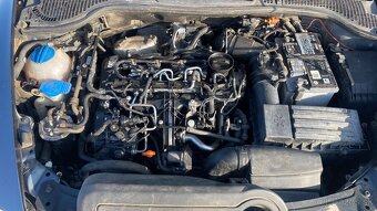 Škoda Octavia scout 2,0 TDI 4x4 - 6