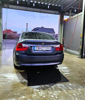 BMW E90 320i 2.0 110kw 2006 - 6