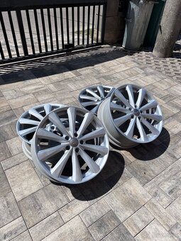 Disky / Elektrony 5x112 r19 ET 35 audi,VW, skoda…. - 6