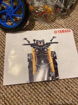 Stavebnica Technic Yamaha MT-10 SP 42159 - 6