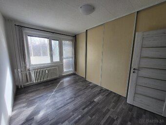 Predam 4izbovy byt Zakvasov 1521 - 6