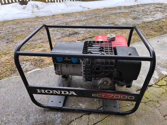 Elektrocentrála Honda ECT7000 - 6