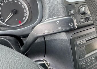 Škoda Roomster 1.4TDi nafta manuál 59 kw - 6