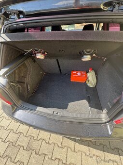 Predám VW Golf 4 - 6