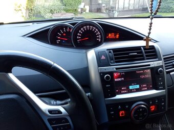 Toyota Verso D.4-D 91kW - 6