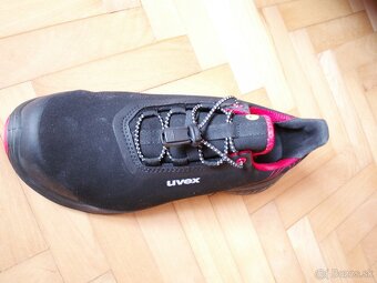 Pracovná obuv UVEX č.43 - 6