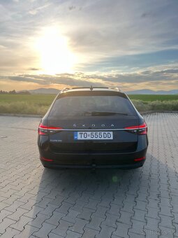 Škoda Superb 2.0 TDi DSG PREMIUM 110kw Combi Matrix Pano - 6