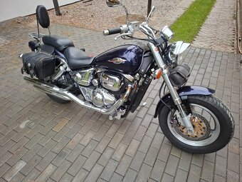 SUZUKI MARAUDER VZ 800 - 6