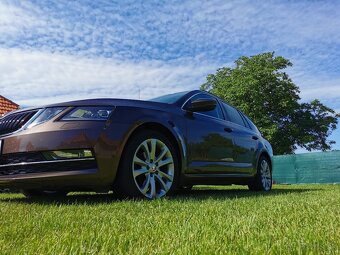 Škoda octavia 3FL 1.6tdi M5 - r. v. 2020 výbava Style - 6