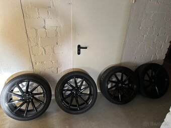 5x112 R19 8,5J ET35 235/40 ZR19 - 6