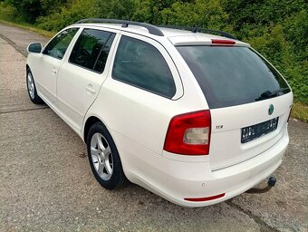 ŠKODA OCTAVIA COMBI II 2.0 TDI CR TOP 2012 - 6