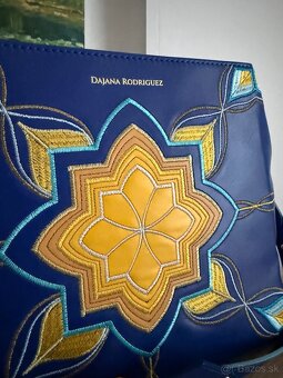 Sara Iris kožená vyšivaná kabelka Dajana Rodriguez - 6