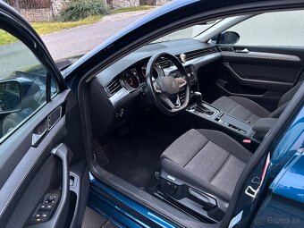 Volkswagen Passat Variant 2.0 TDI EVO Elegance DSG - 6