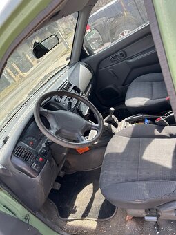 Mitsubishi L200 - 6