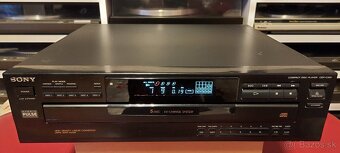 Predám dva 5CD meniče Sony CDP-C345 - 6