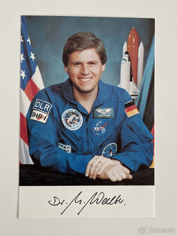 Astronaut Ulrich Walter:Za 90 minút okolo Zeme, s autogramom - 6