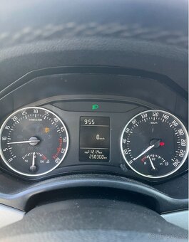 Škoda Octavia 2 1.6 TDI - 6